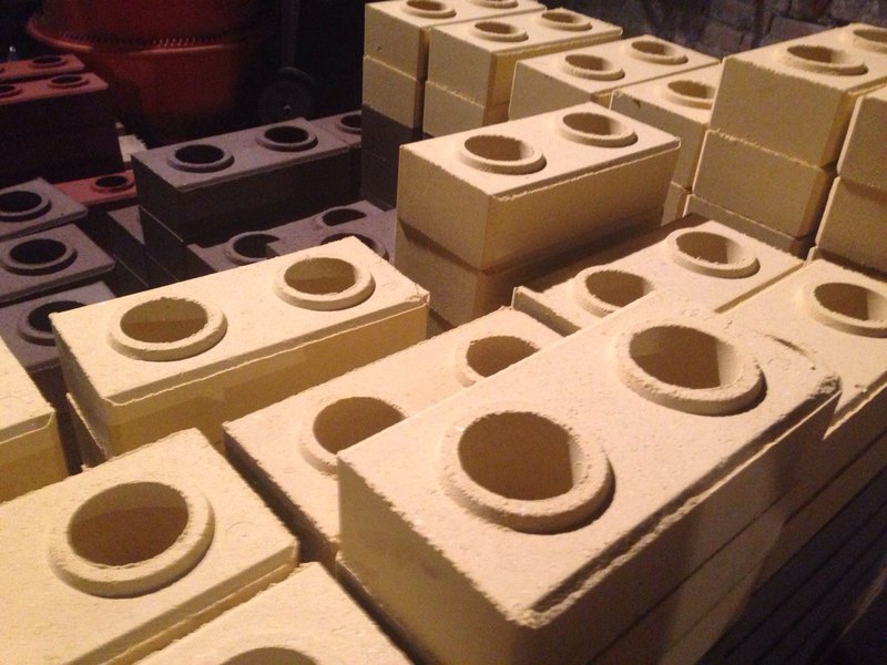 Формообразующая оснастка для изготовления «Лего» кирпича купить в Златоусте